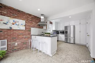 33 Colonial Rd, Stamford, CT 06906 - Photo 7