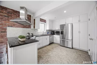 33 Colonial Road #4, Stamford, CT 06906 - Photo 9