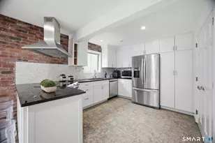 33 Colonial Rd, Stamford, CT 06906 - Photo 9