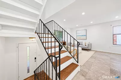 33 Colonial Road #4, Stamford, CT 06906 - Photo 3