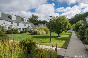372 Meridian St Ext, Groton, CT 06340 - Photo 3
