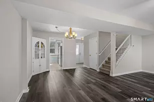 372 Meridian St Ext, Groton, CT 06340 - Photo 7