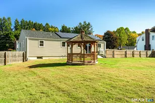46 Sapphire St, Enfield, CT 06082 - Photo 33