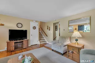 129 Montemerlo Ave, Windsor Locks, CT 06096 - Photo 5