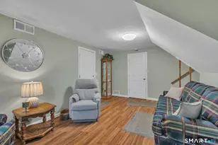 129 Montemerlo Ave, Windsor Locks, CT 06096 - Photo 19