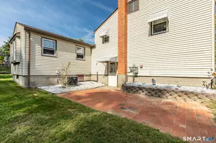 129 Montemerlo Ave, Windsor Locks, CT 06096 - Photo 35