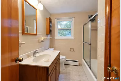 3 Sun Street, Enfield, CT 06082 - Photo 9