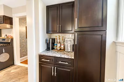 473 Edgewood Avenue, New Haven, CT 0611 - Photo 17