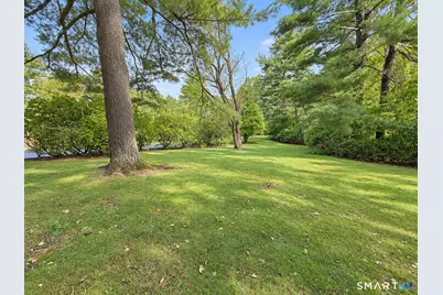 1 Tulip Tree Lane, Norwalk, CT 06851 - Photo 5