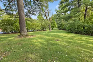 1 Tulip Tree Ln, Norwalk, CT 06851 - Photo 5