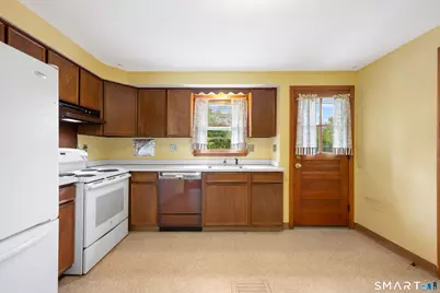 203 Fairlane Drive, Wethersfield, CT 06109 - Photo 3
