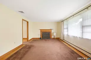 203 Fairlane Dr, Wethersfield, CT 06109 - Photo 7