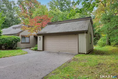 4 Heritage Crest #C, Southbury, CT 06488 - Photo 5