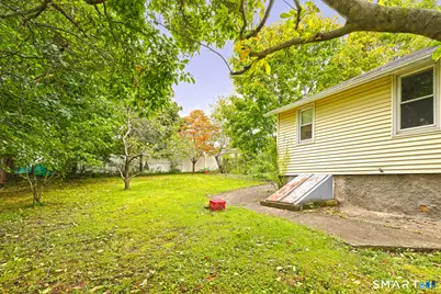 94 Robart Street, West Haven, CT 06516 - Photo 29