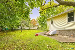 94 Robart St, West Haven, CT 06516 - Photo 29