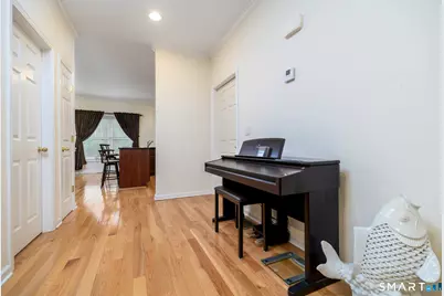 109 Park Avenue #6, Danbury, CT 06810 - Photo 5