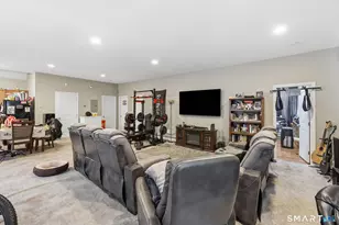 118 Columbia St, Meriden, CT 06451 - Photo 27