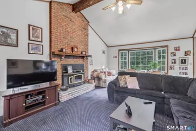 11 Redwood Circle, Shelton, CT 06484 - Photo 13