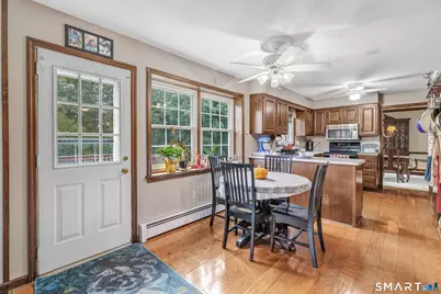 11 Redwood Circle, Shelton, CT 06484 - Photo 7