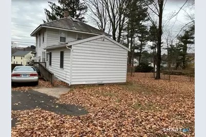 42 Saybrook Road, Middletown, CT 06457 - Photo 3