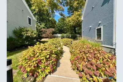 66 Stoneridge Circle, Stamford, CT 06902 - Photo 9