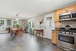 137 Wilbur Ave, Meriden, CT 06450 - Photo 21