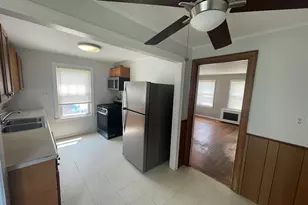 63 Thompson St, Hamden, CT 06518 - Photo 3