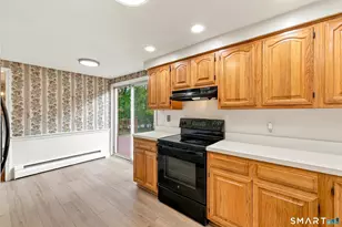 47 Baldwin Rd, Manchester, CT 06042 - Photo 7