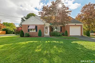 47 Baldwin Rd, Manchester, CT 06042 - Photo 1
