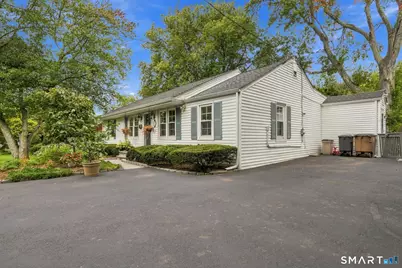 72 Sutton Drive East, Stamford, CT 06906 - Photo 5