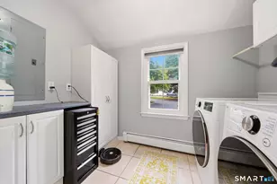 72 Sutton Dr E, Stamford, CT 06906 - Photo 19