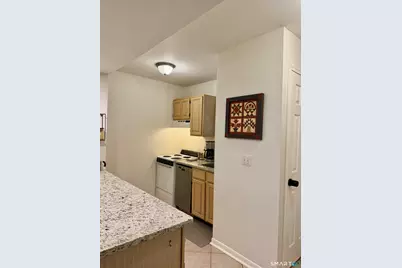 212 Old Pond Lane #212, Norwich, CT 06360 - Photo 5