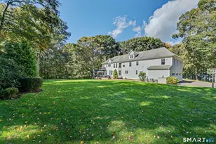 443 Brambley Hedge Circle, Fairfield, CT 06824 - Photo 5