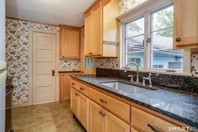 60 Bainbridge Road, West Hartford, CT 06119 - Photo 23