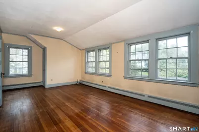 60 Bainbridge Road, West Hartford, CT 06119 - Photo 25