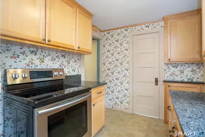 60 Bainbridge Road, West Hartford, CT 06119 - Photo 21