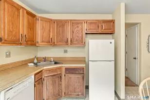 126 Hopmeadow St, Simsbury, CT 06089 - Photo 9