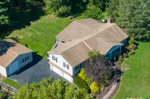 111 Woodfield Crossing, Glastonbury, CT 06033 - Photo 35