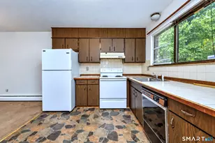 31 Kay Ln, Waterbury, CT 06708 - Photo 19