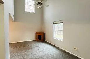 190 Tomlinson Ave, Plainville, CT 06062 - Photo 3