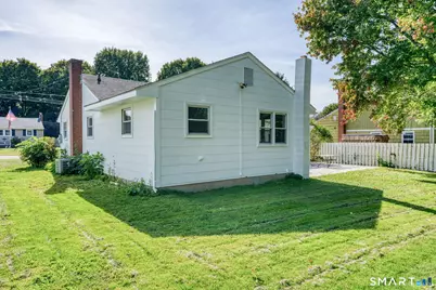 65 Brooklawn Drive, Meriden, CT 06450 - Photo 5