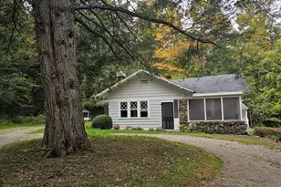 425 Redding Rd, Redding, CT 06896 - Photo 1