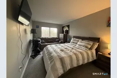 111 Harbour Close Close #111, New Haven, CT 06519 - Photo 11