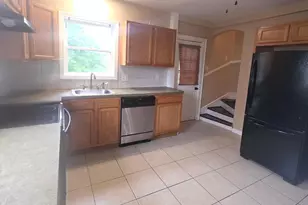 153 Tudor St, Waterbury, CT 06704 - Photo 15