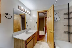 160 Mohawk Dr, East Hartford, CT 06108 - Photo 25