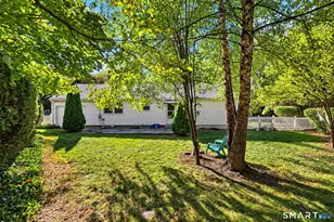 51 Meadow Park Dr, Milford, CT 06461 - Photo 5