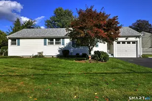 51 Meadow Park Dr, Milford, CT 06461 - Photo 1