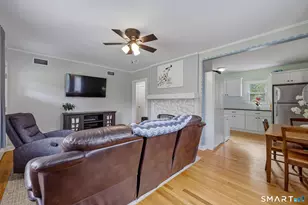 7 Rock Ridge Rd, Waterford, CT 06385 - Photo 9