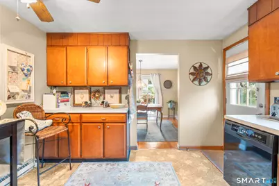 2 Surrey Drive, North Haven, CT 06473 - Photo 15