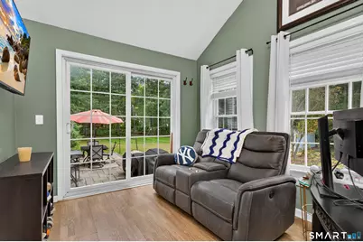 18 Rockridge Terrace, Prospect, CT 06712 - Photo 5